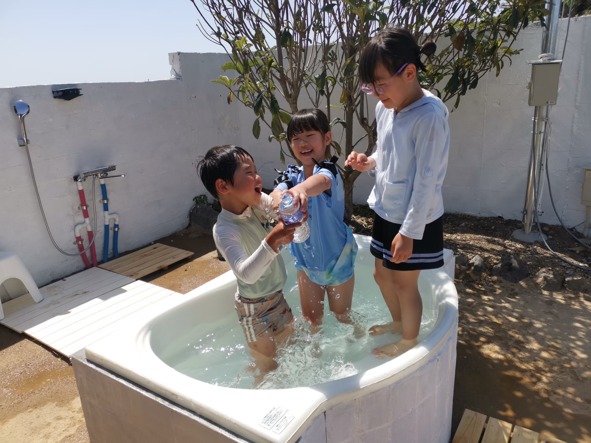 LINE_ALBUM_20250505_250630_142